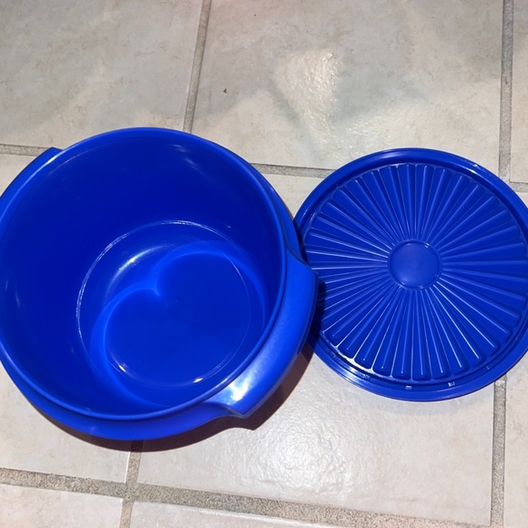 Tupperware Colorful Bowl Collection - Picture 6 of 6